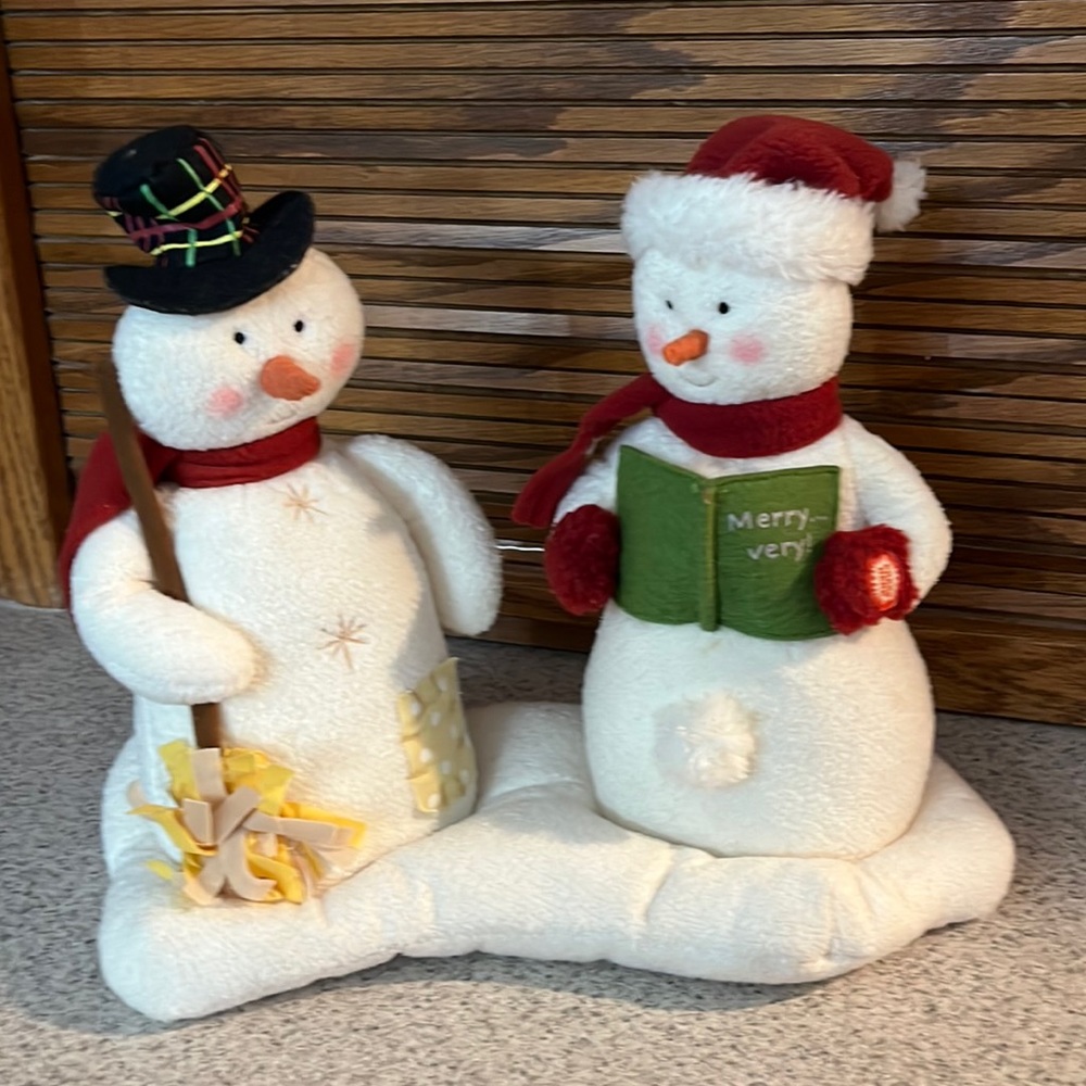 Hallmark Jingle Pals Sings We Wish You A Merry Christmas Caroling Snowmen